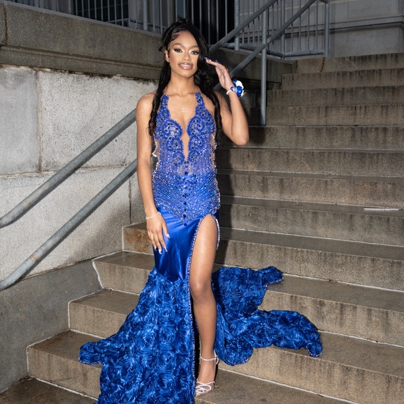 Elegant Blue Custom Prom Dress - Picture 1 of 3